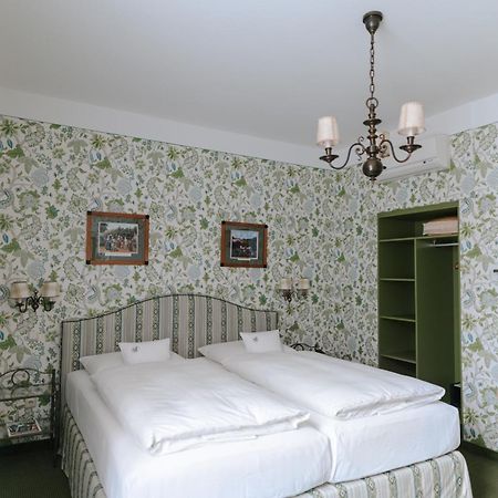 Romantik Hotel Zur Post Fuerstenfeldbruck Exteriör bild