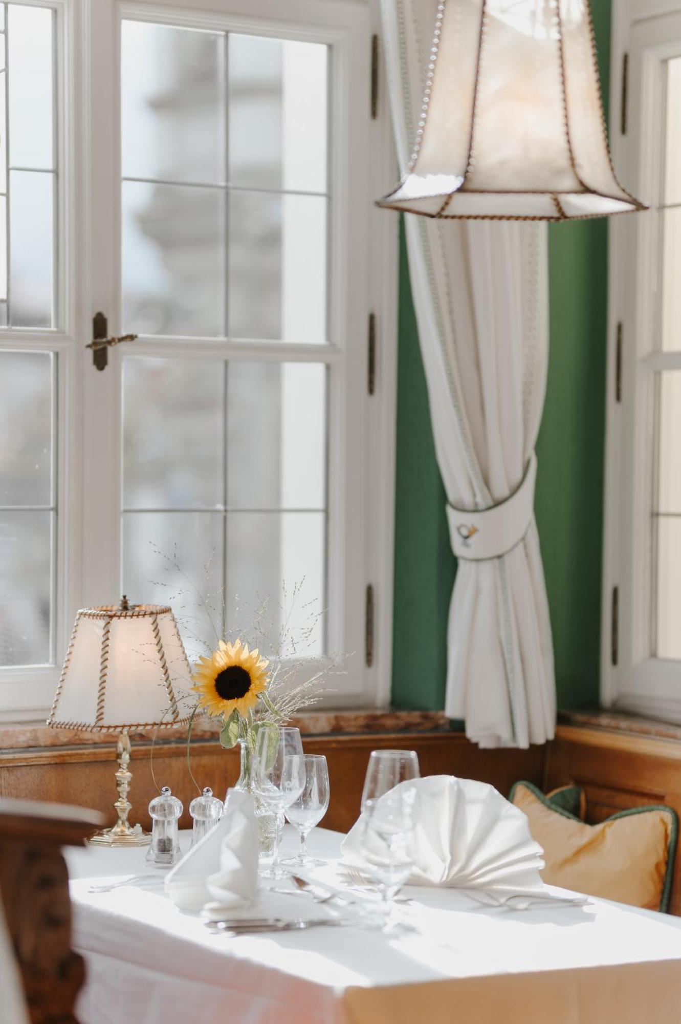 Romantik Hotel Zur Post Fuerstenfeldbruck Exteriör bild